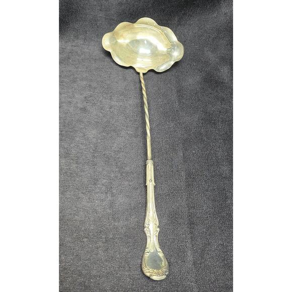 Vintage Twisted Handle Scalloped Punch Ladle 15" - Picture 8 of 10